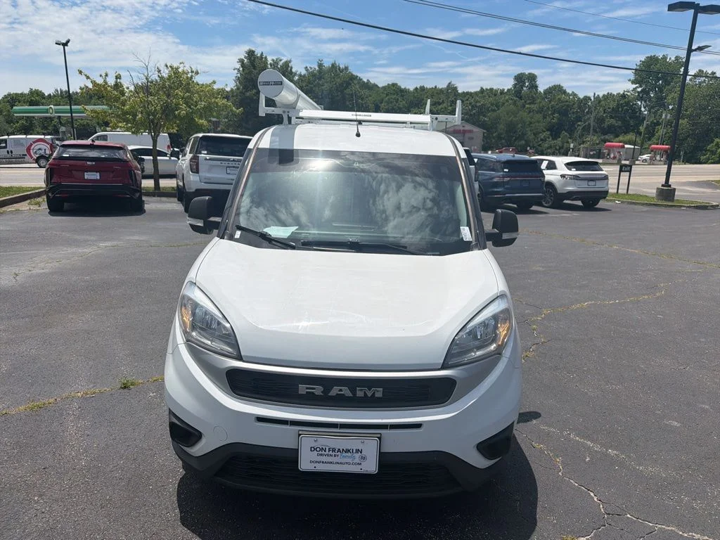 Used 2022 White Ram Base image 3