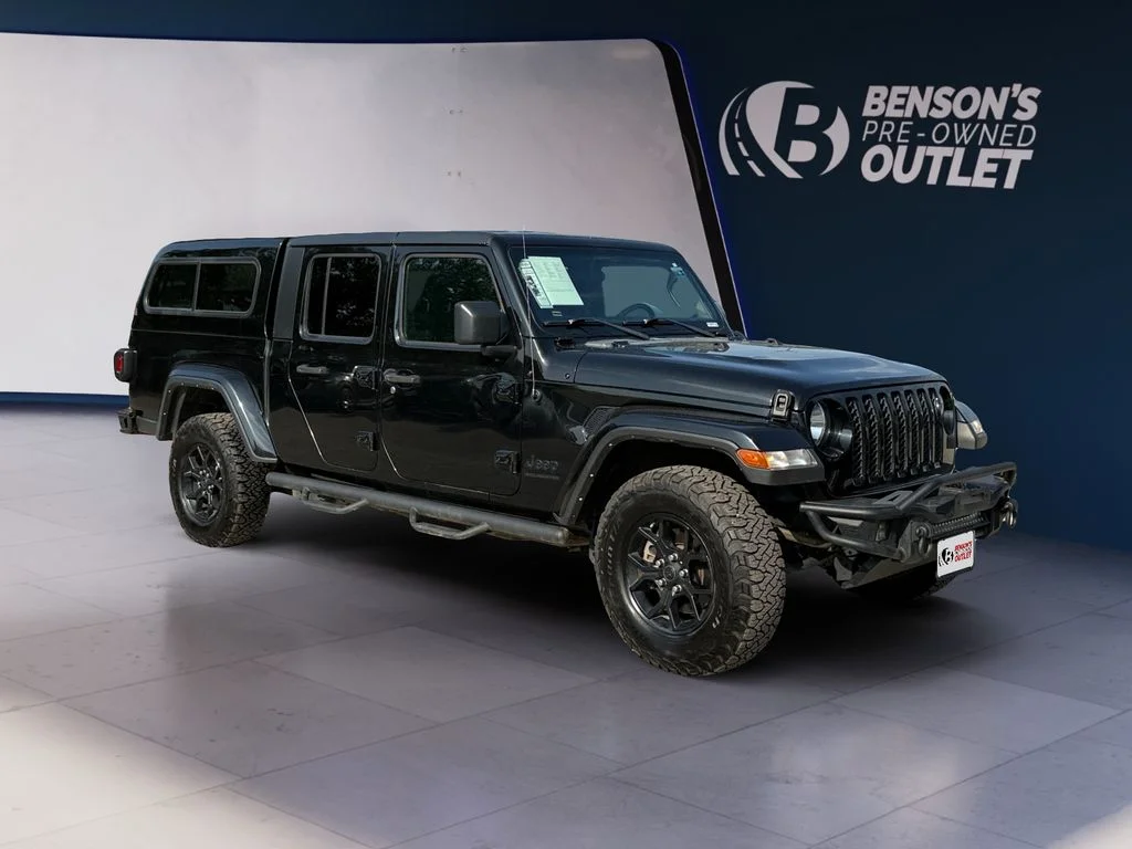 Used 2023 Black Jeep Sport S image 7