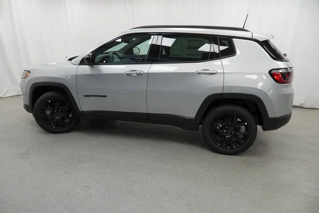 2026 Jeep Compass Altitude - Photo 14