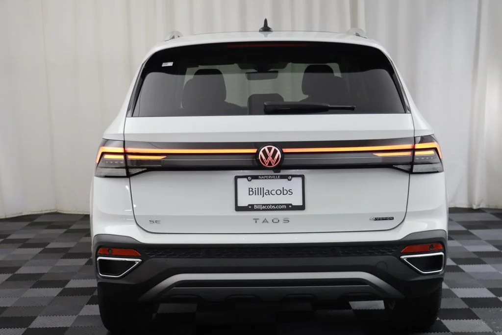 New 2026 Pure White Volkswagen 1.5T SE image 16