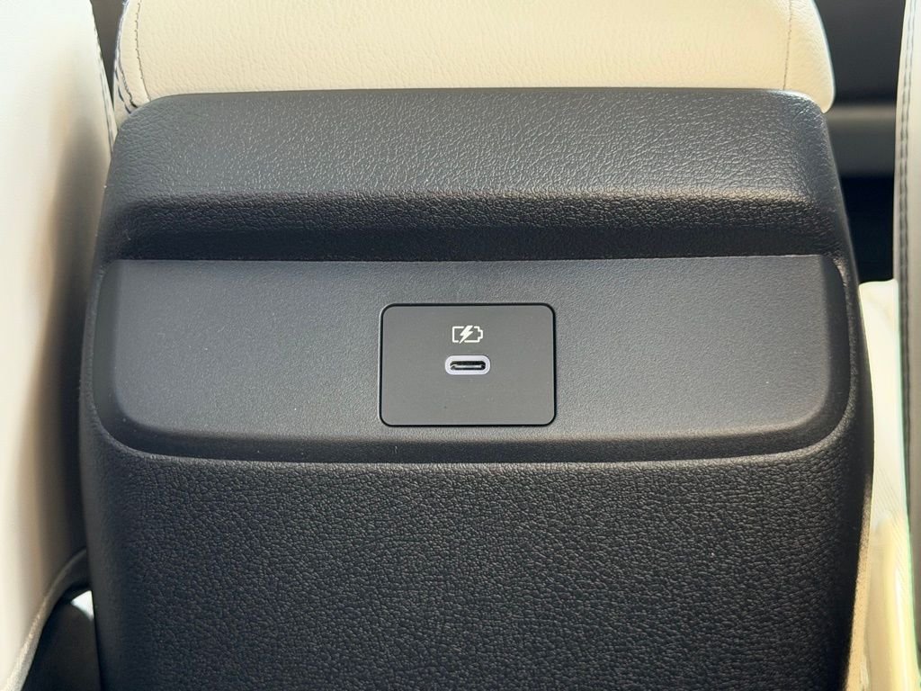 New 2026 Aspen White TriCoat Nissan SL image 16