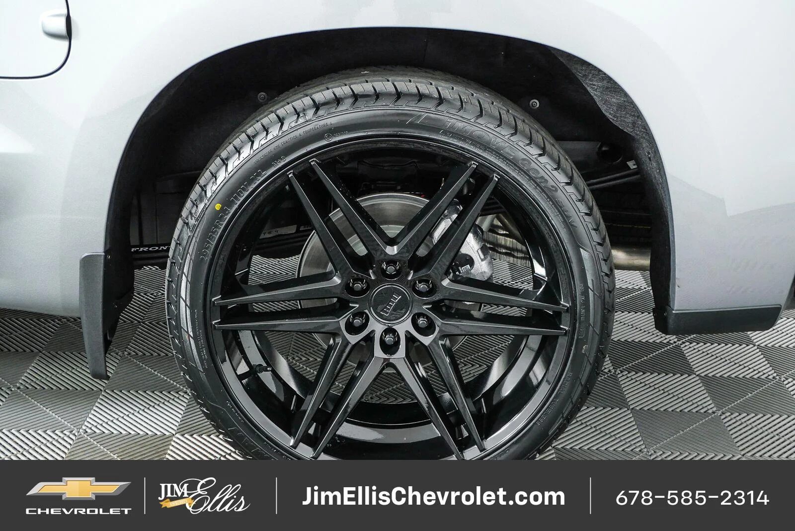 New 2026 Sterling Gray Metallic Chevrolet RST image 38