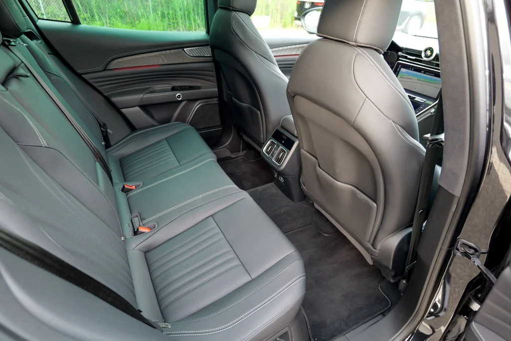 New 2025 Nero Noctis Black Maserati Base image 31