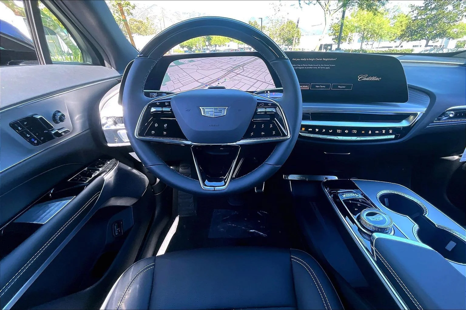 2027 Cadillac LYRIQ Premium Luxury - Photo 13