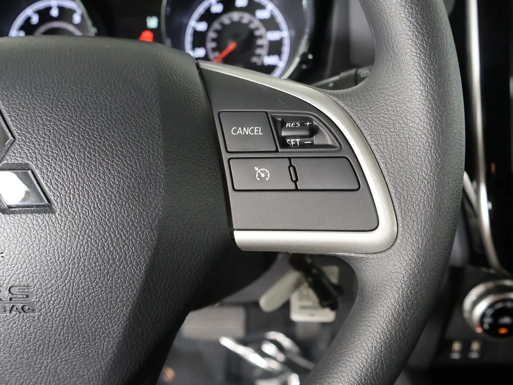 New 2026 Gray Mitsubishi 2.0 ES image 36
