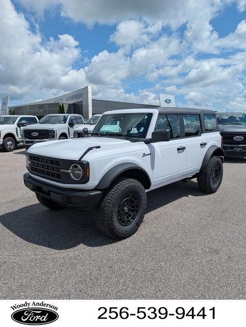 New 2026 Oxford White Ford Base Ford Custom Garage image 1