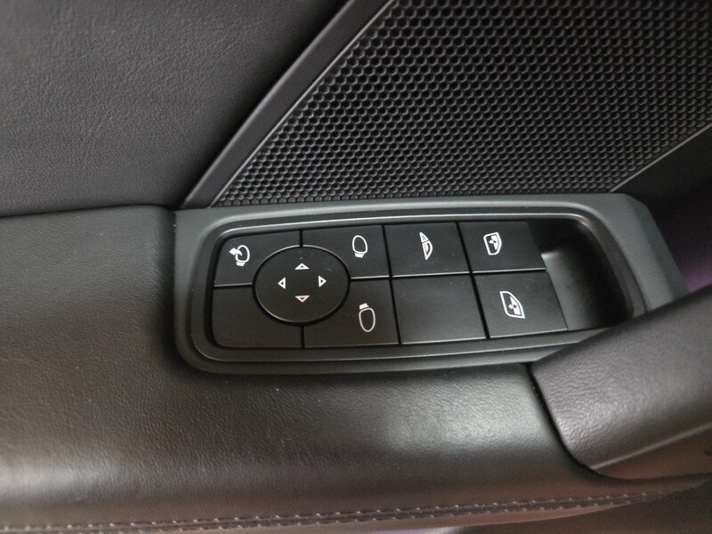 Used 2022 Black PORSCHE TURBO CABRIOLET image 18
