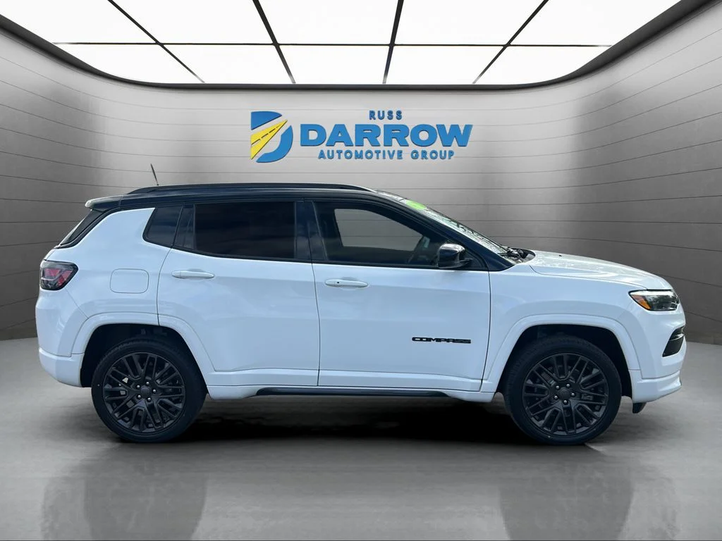 Used 2023 White Jeep Limited image 6