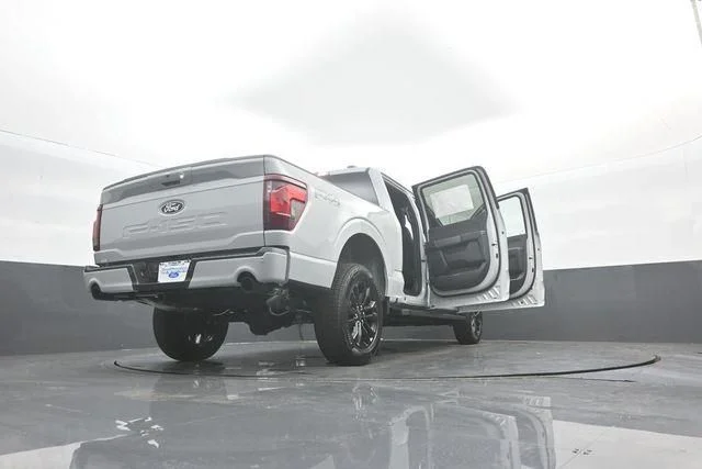 New 2026 Avalanche Ford XLT image 42