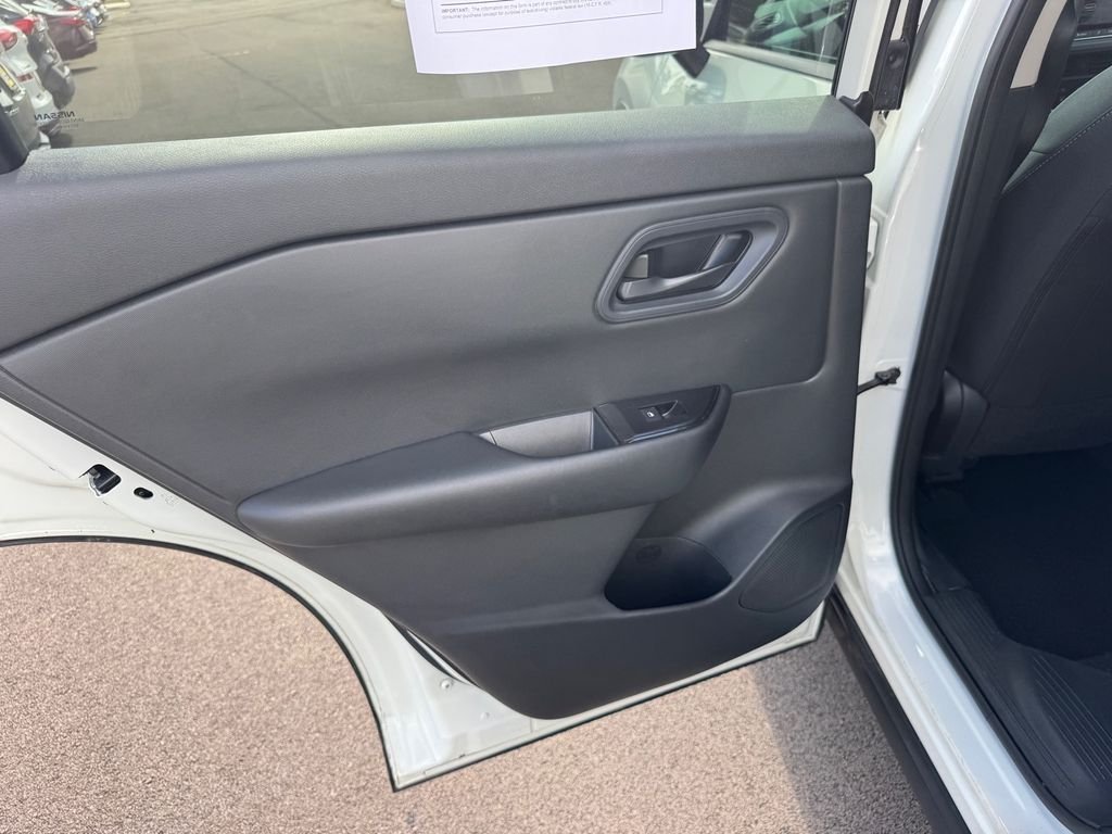 Used 2024 White Nissan S image 13