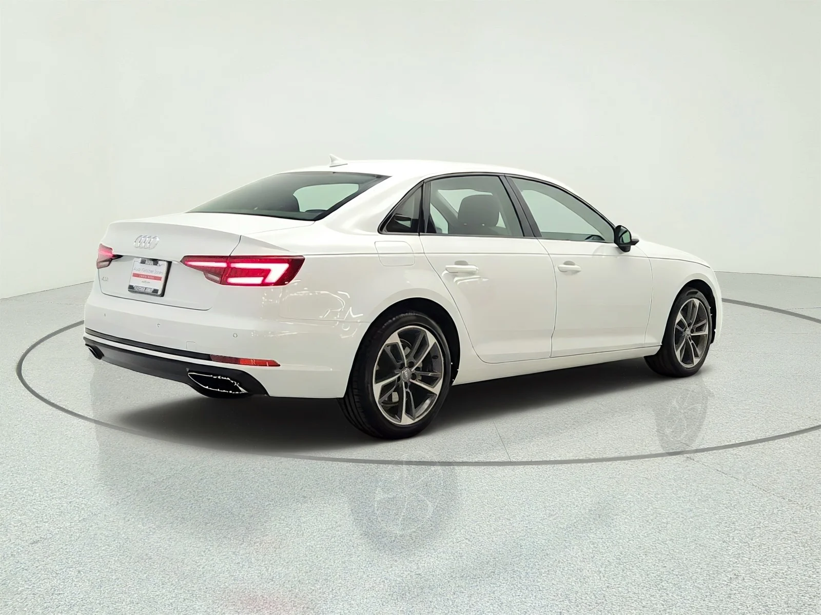 Used 2019 Glacier White Metallic Audi Premium 40 TFSI image 5