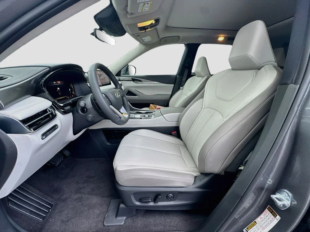 New 2027 Gray INFINITI LUXE image 22