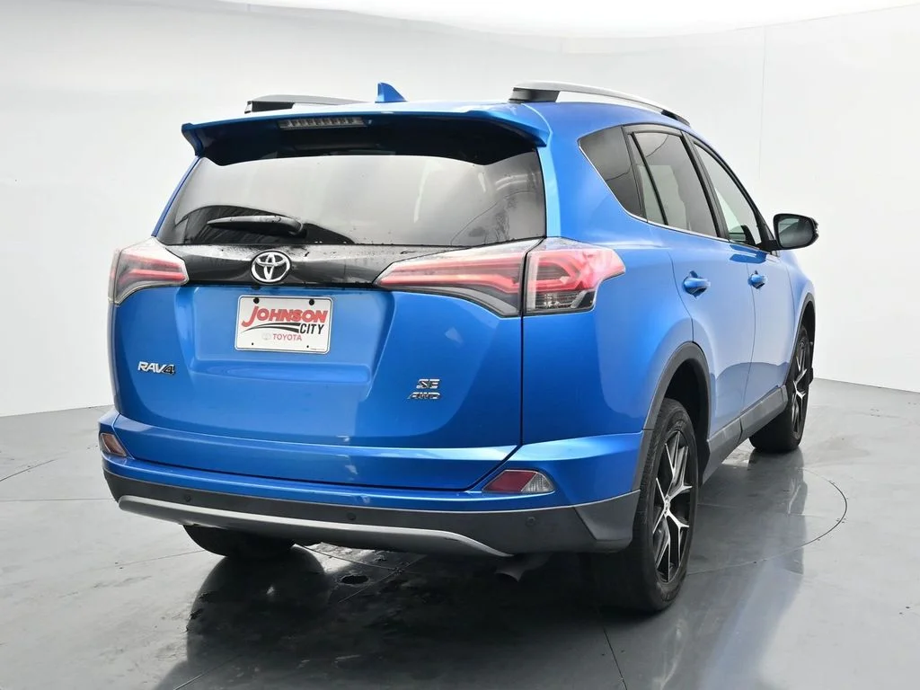 Used 2017 Blue Toyota SE image 5