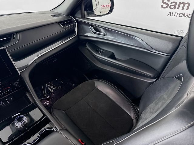Used 2023 White Jeep Altitude X image 23