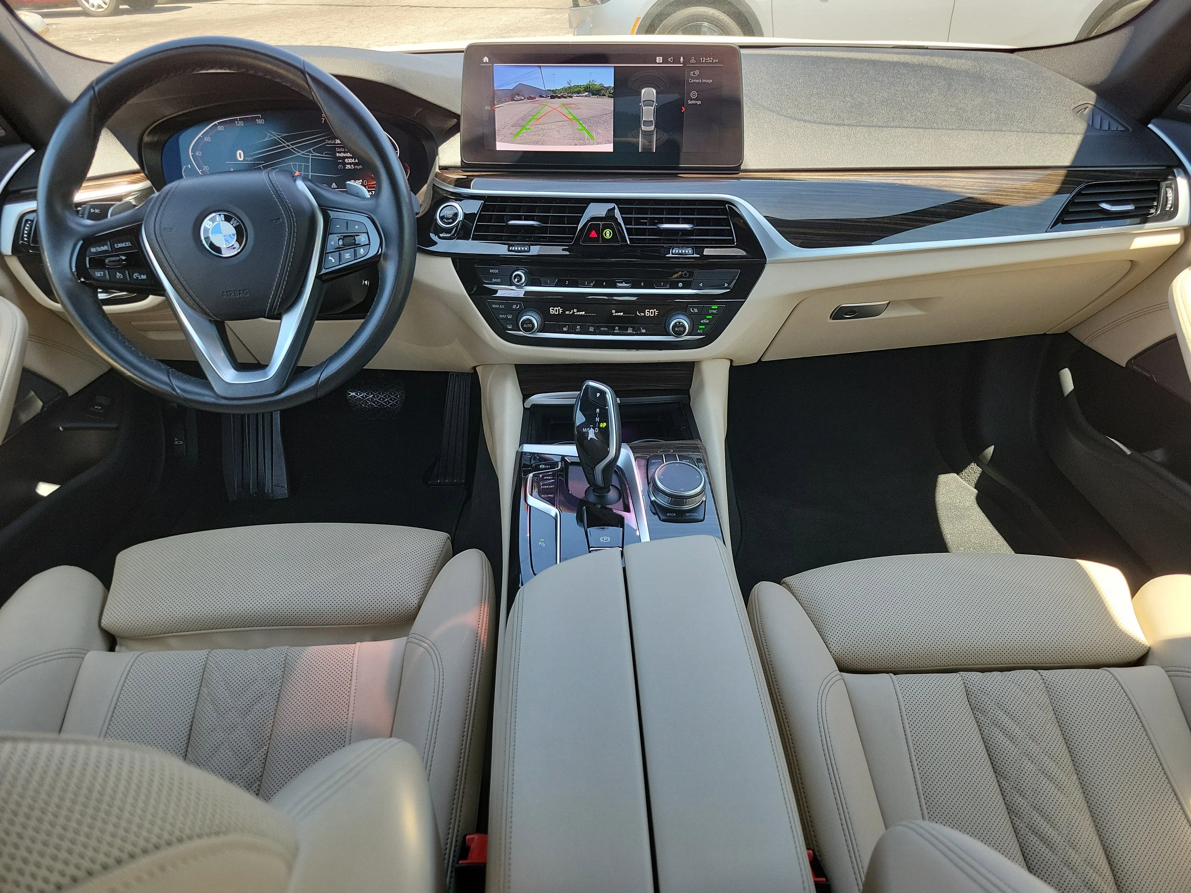 2023 BMW 5 Series 530i - Photo 12