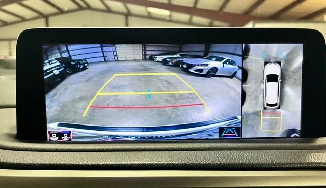 Used 2022 White Lexus 350L image 18