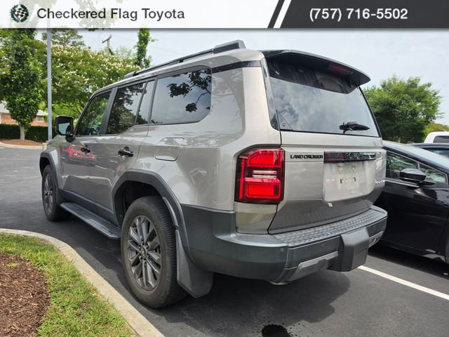 Used 2024 Meteor Shower Toyota Base image 4