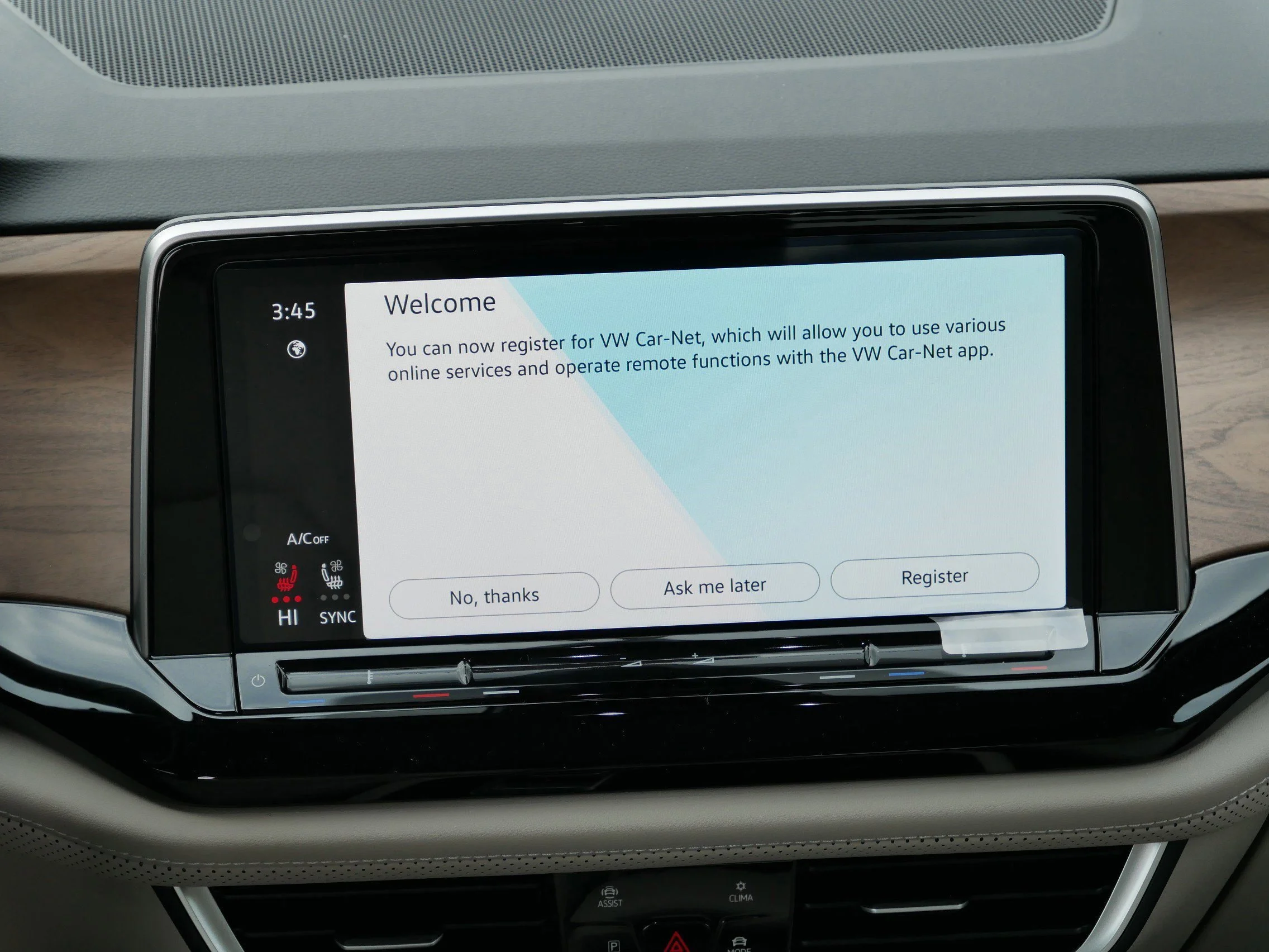 New 2026 Opal White Pearl Volkswagen 2.0T SE w/Technology image 10