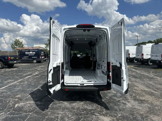 New 2026 Oxford White Ford Cargo Van image 20