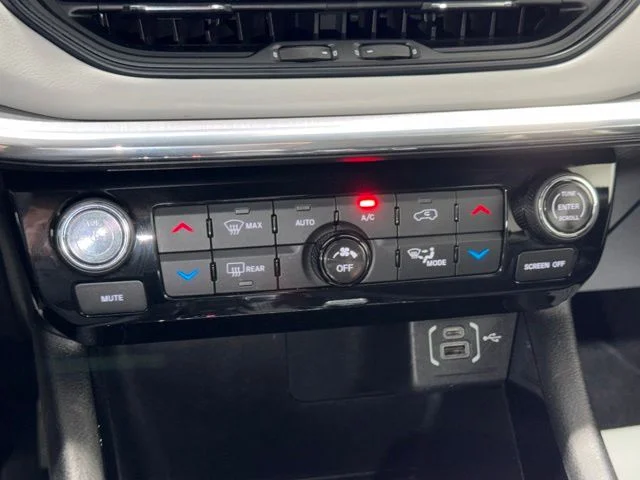 2024 Jeep Compass Limited - Photo 23