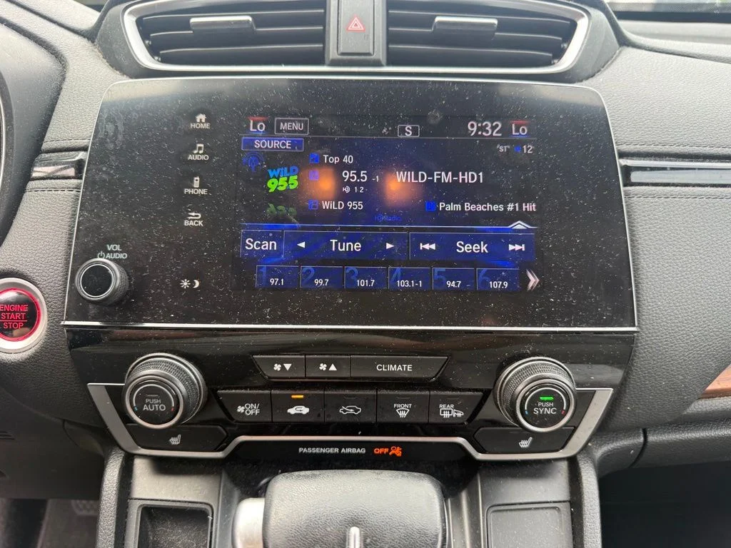 Used 2021  Honda EX-L image 18