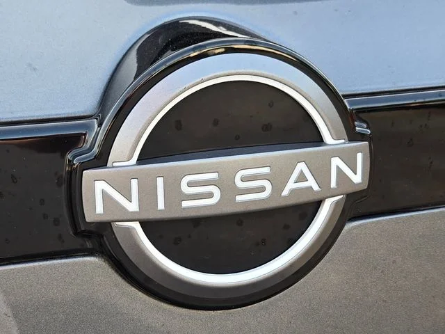 Used 2025 Gray Nissan SV image 17