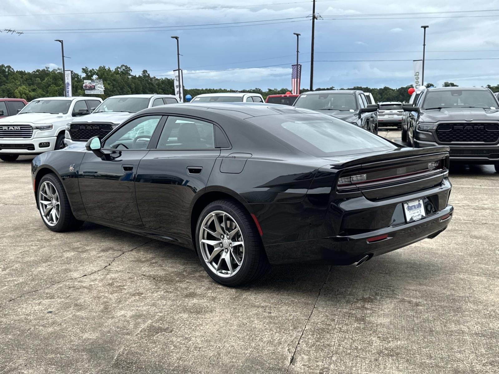 New 2026 Diamond Black Crystal Pearlcoat Dodge Scat Pack image 4