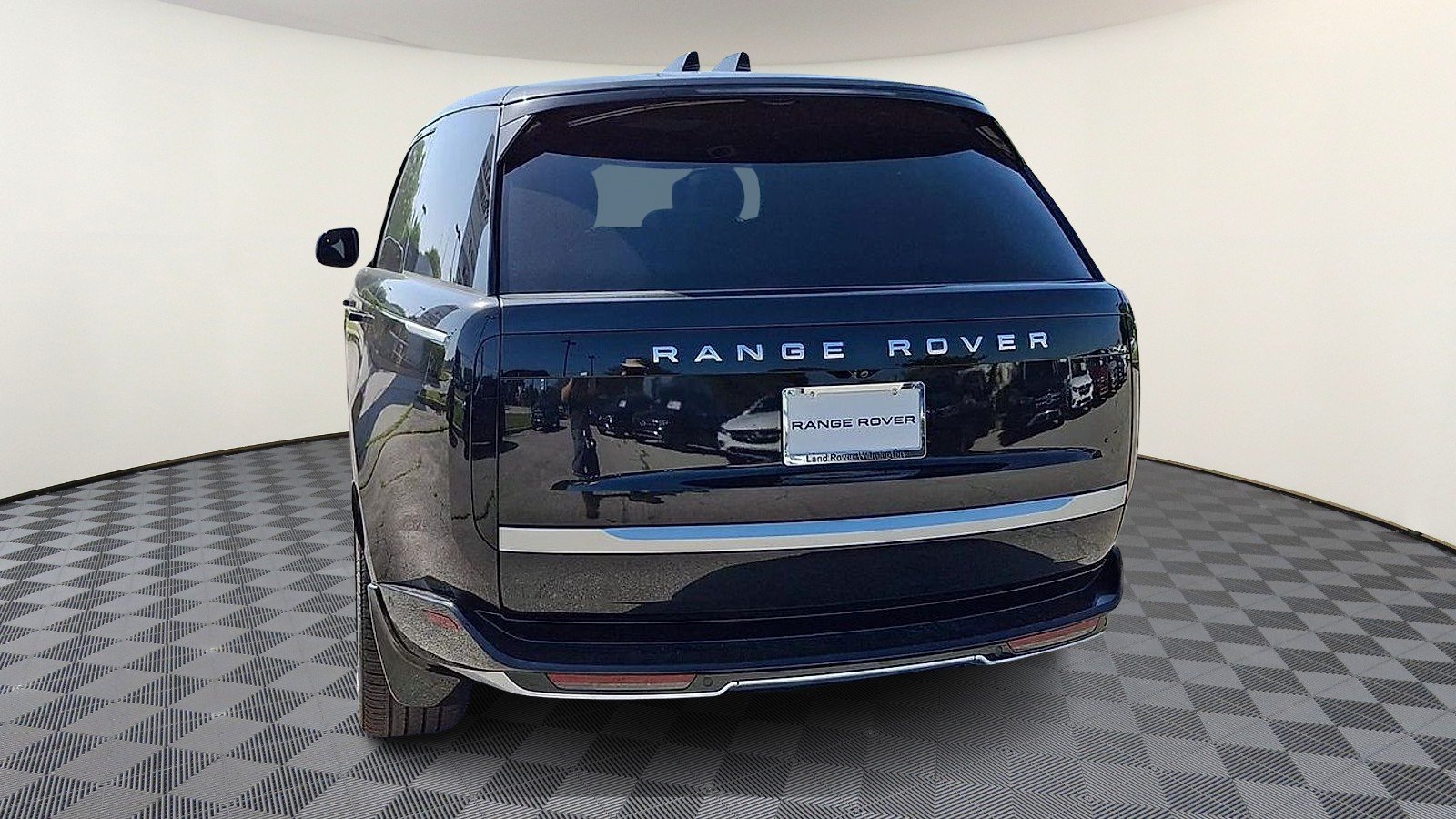 New 2026 Santorini Black LAND ROVER Autobiography image 7