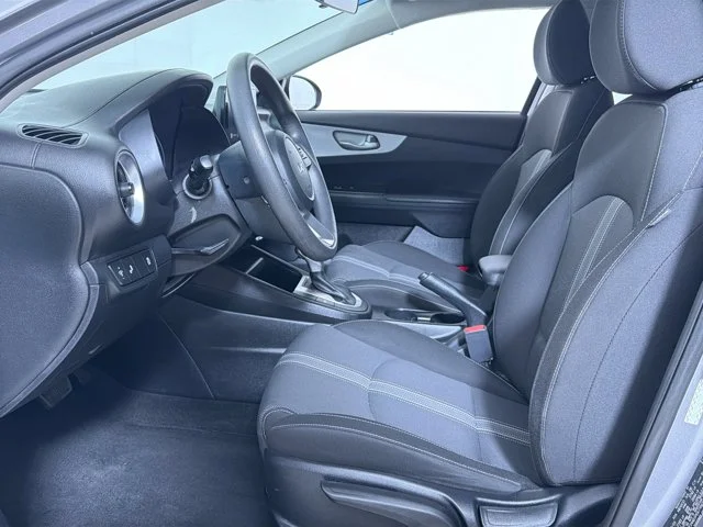 Used 2023 STEEL_GREY Kia LXS image 18