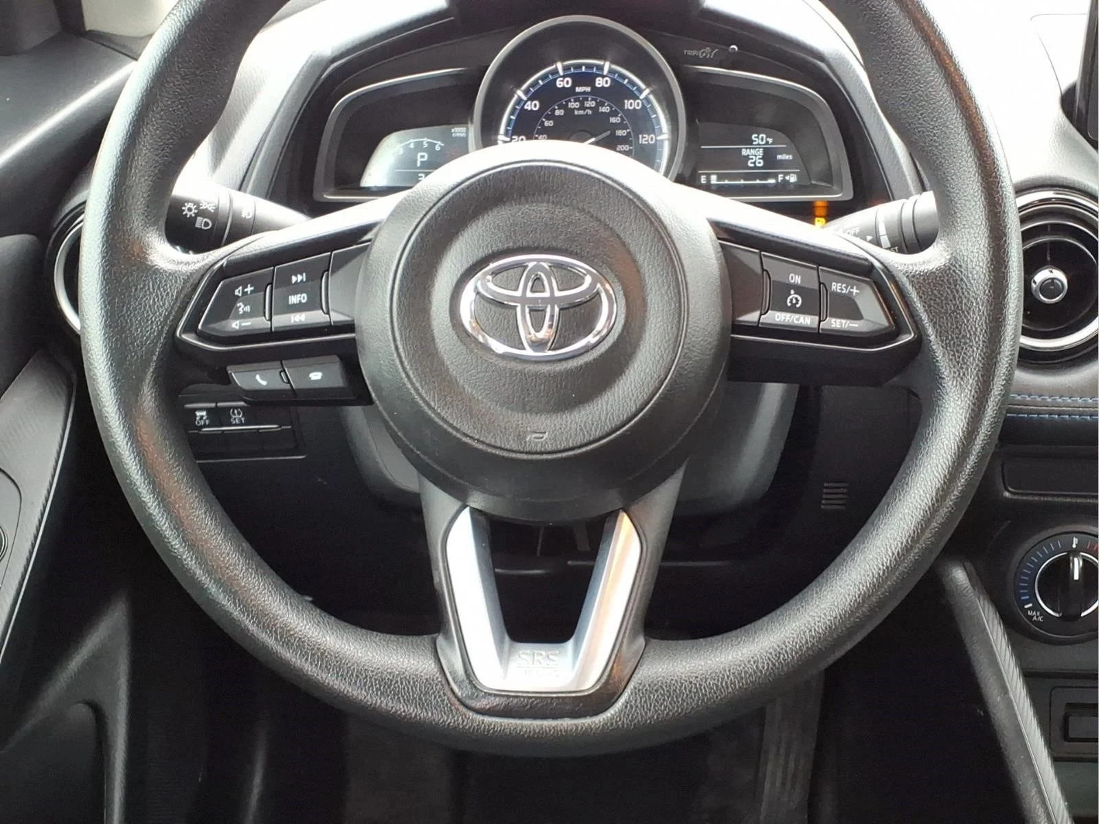 Certified Used 2020  Toyota LE image 14