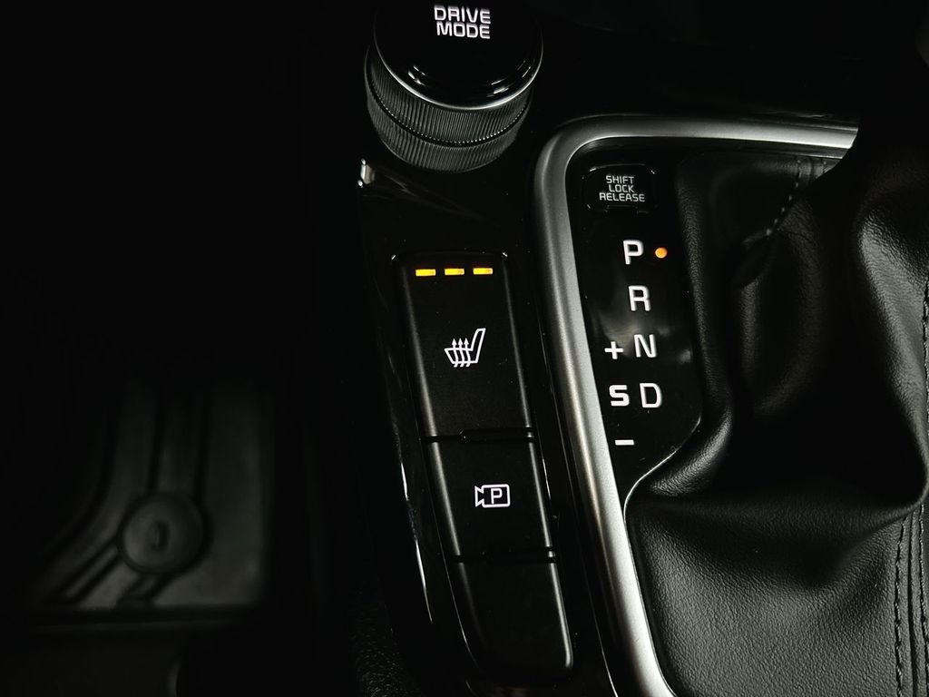 Used 2024 Blue / Black Kia S image 29