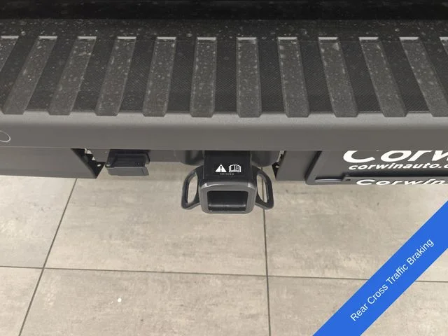 New 2026 Shadow Black Ford XLT image 18