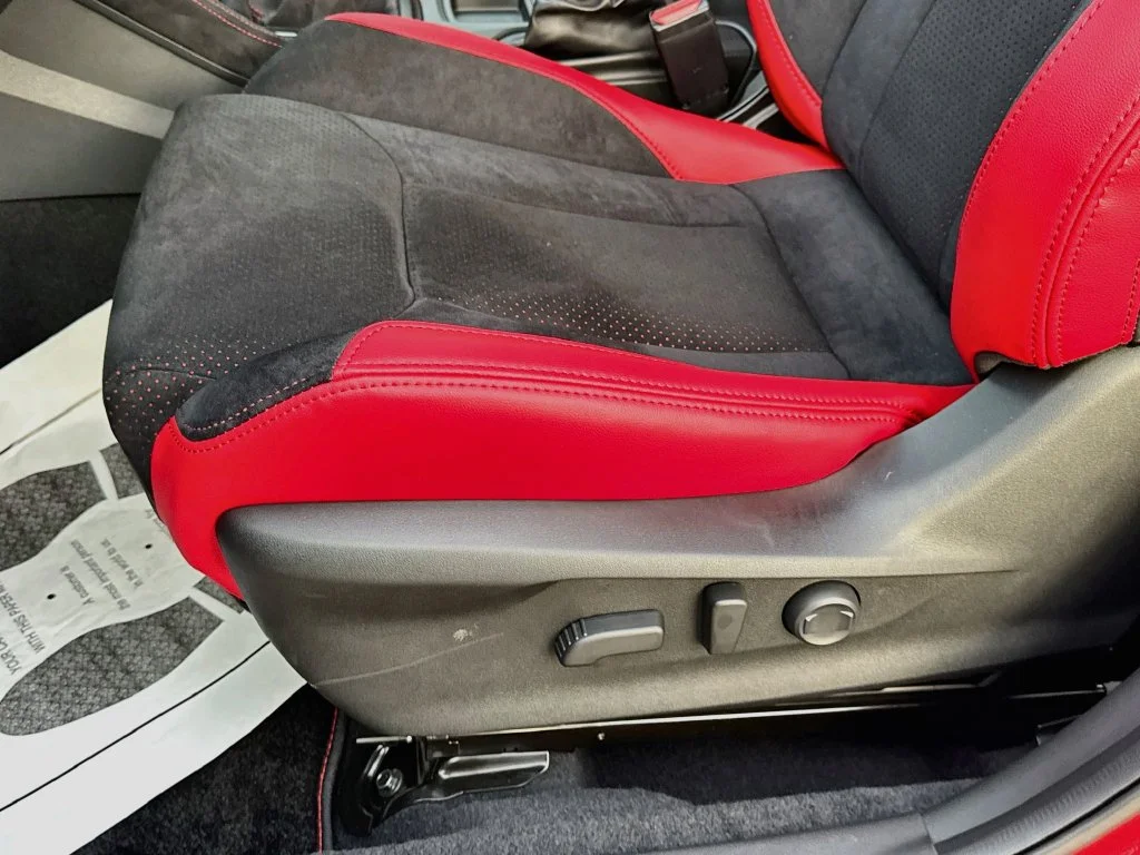 New 2026 IGNITION RED Subaru Limited image 24