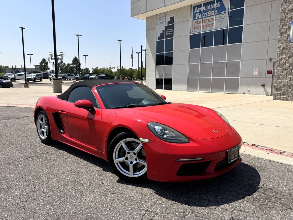 Used 2018 Red Porsche Base image 2