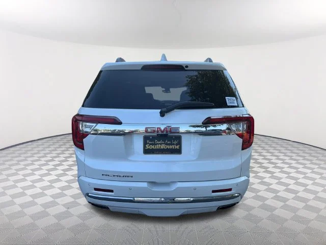 Used 2022 WHITE FROST TRICOAT GMC Denali image 6