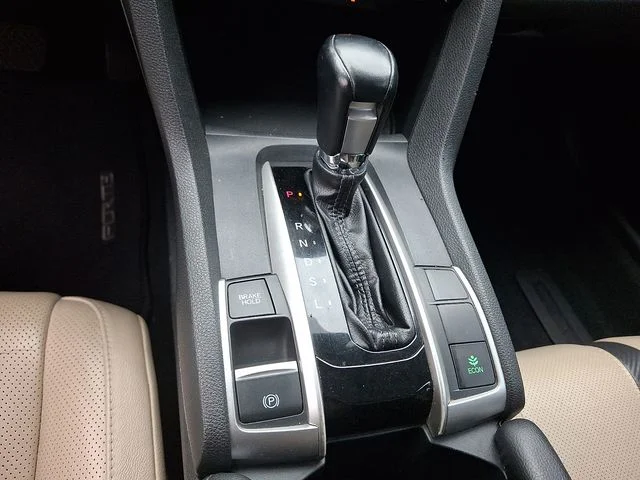 Used 2016 Black Honda EX-L image 17