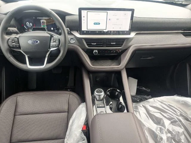 New 2026 Star White Metallic Tri-Coat Ford Platinum™ image 50