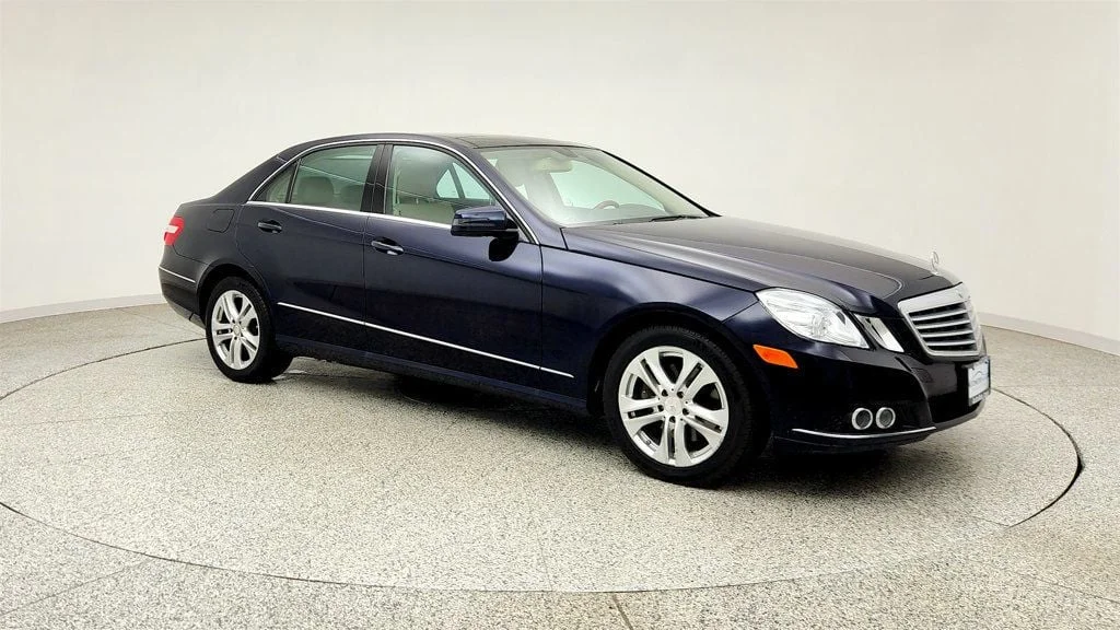 Used 2010 Capri Blue Metallic Mercedes-Benz 4dr Sedan E 350 Luxury 4MATIC® image 3