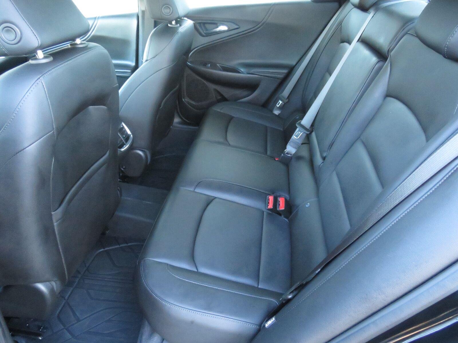 Used 2025 Mosaic Black Metallic Chevrolet LT image 22