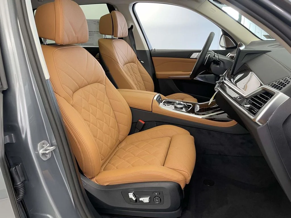 New 2027 Gray BMW xDrive40i image 23