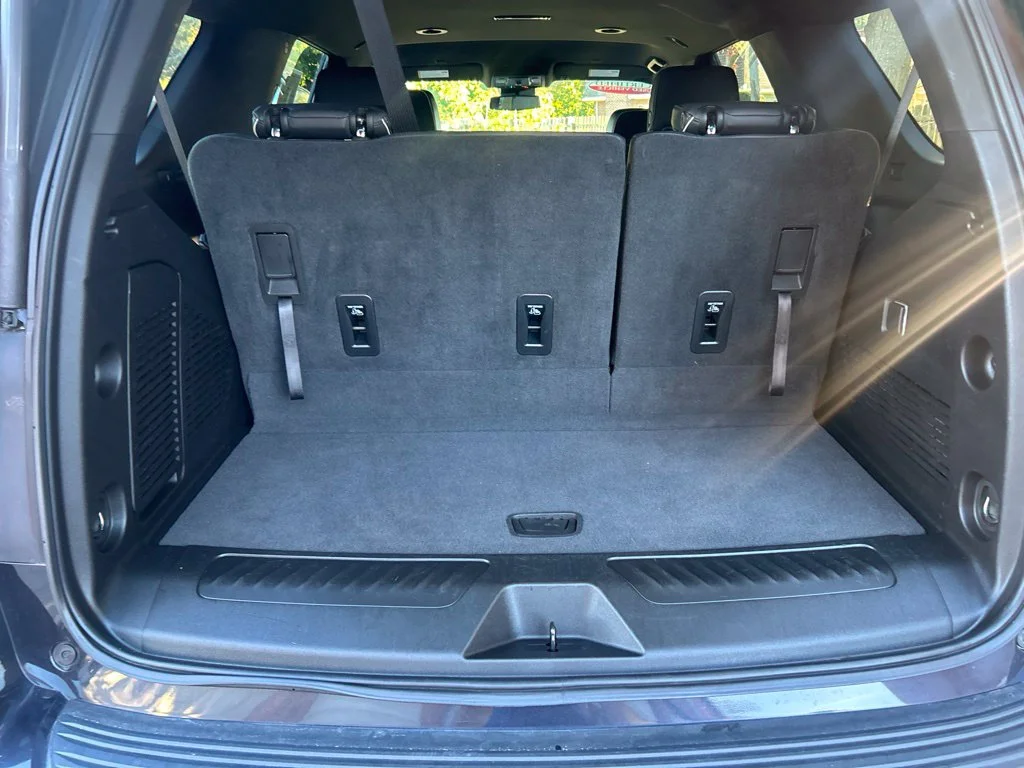 Used 2023 Silver GMC SLT image 27