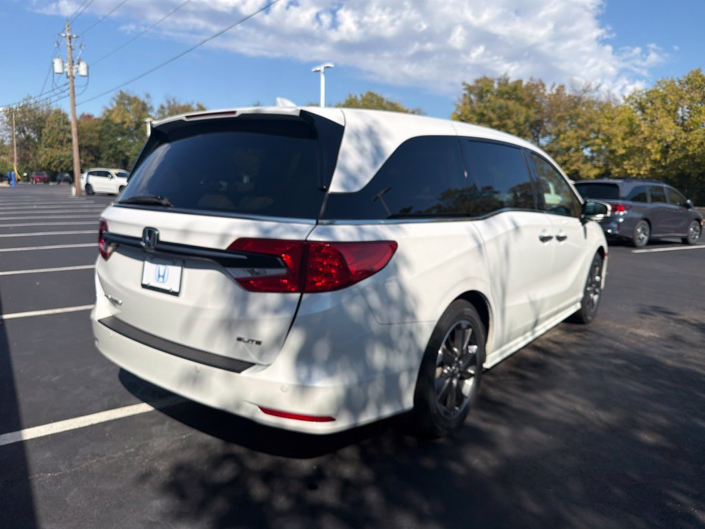 2024 Honda Odyssey Elite - Photo 5