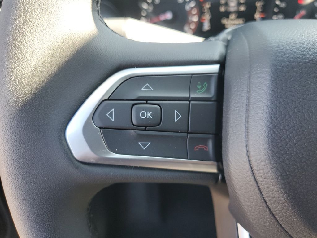 Used 2026 Black Jeep Latitude image 15