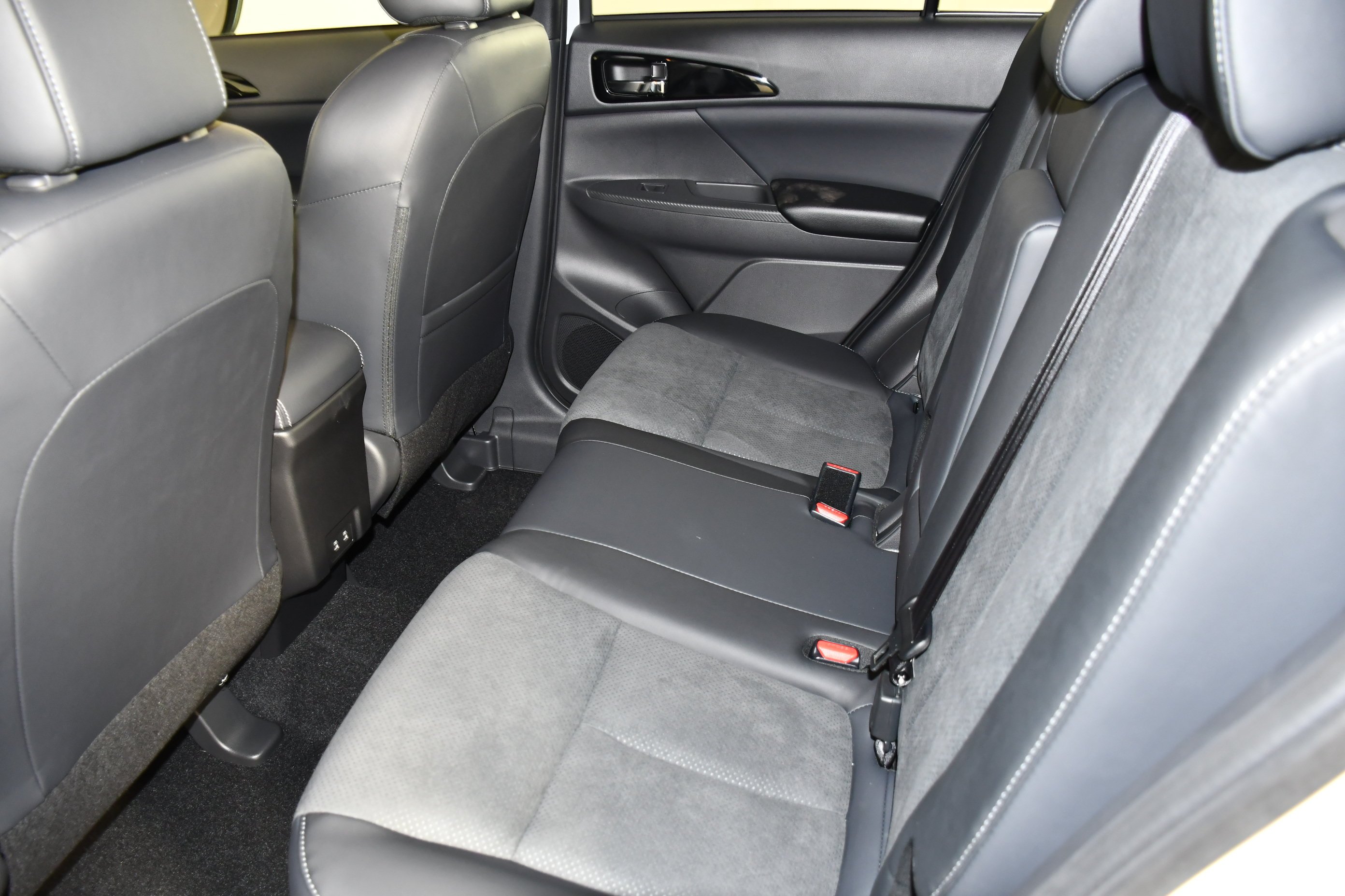 New 2026 White Diamond Mitsubishi SE 1.5T S-AWC image 15