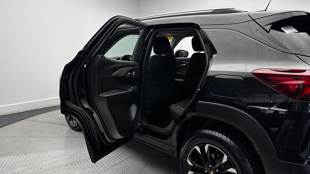 Used 2023 Black Chevrolet LT image 29