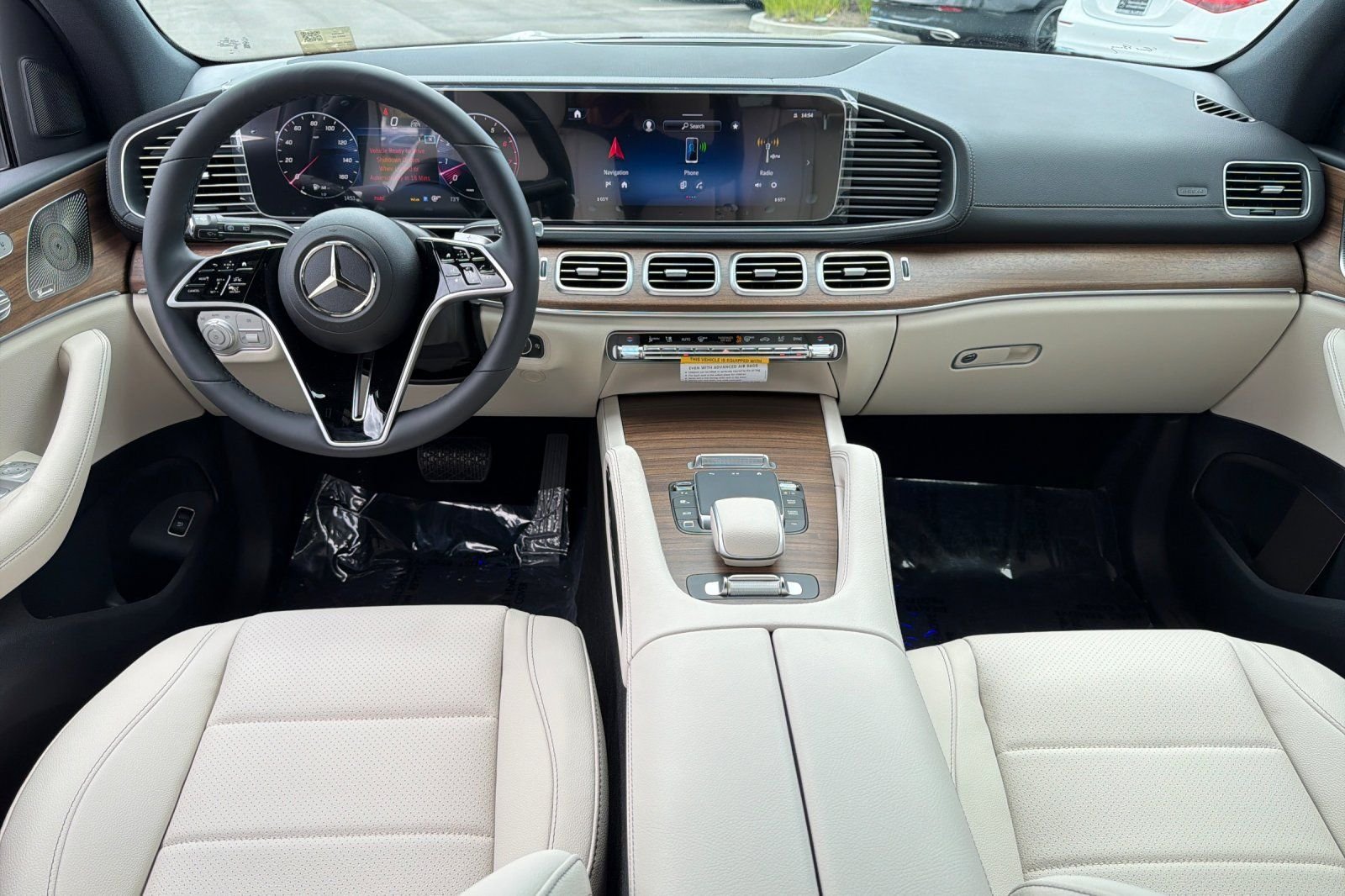 New 2026 Polar White Mercedes-Benz GLS 450 image 2