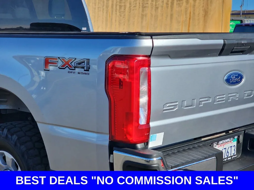 Used 2023 Iconic Silver Metallic Ford XLT image 40