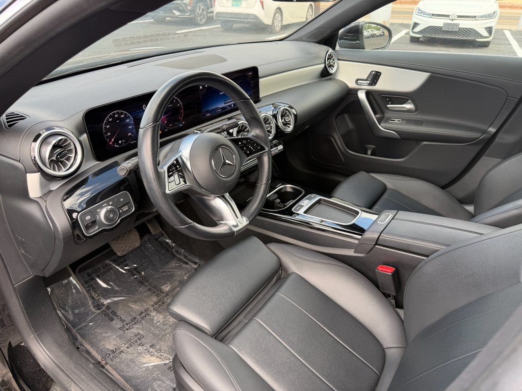 Used 2025 black Mercedes-Benz CLA 250 image 11
