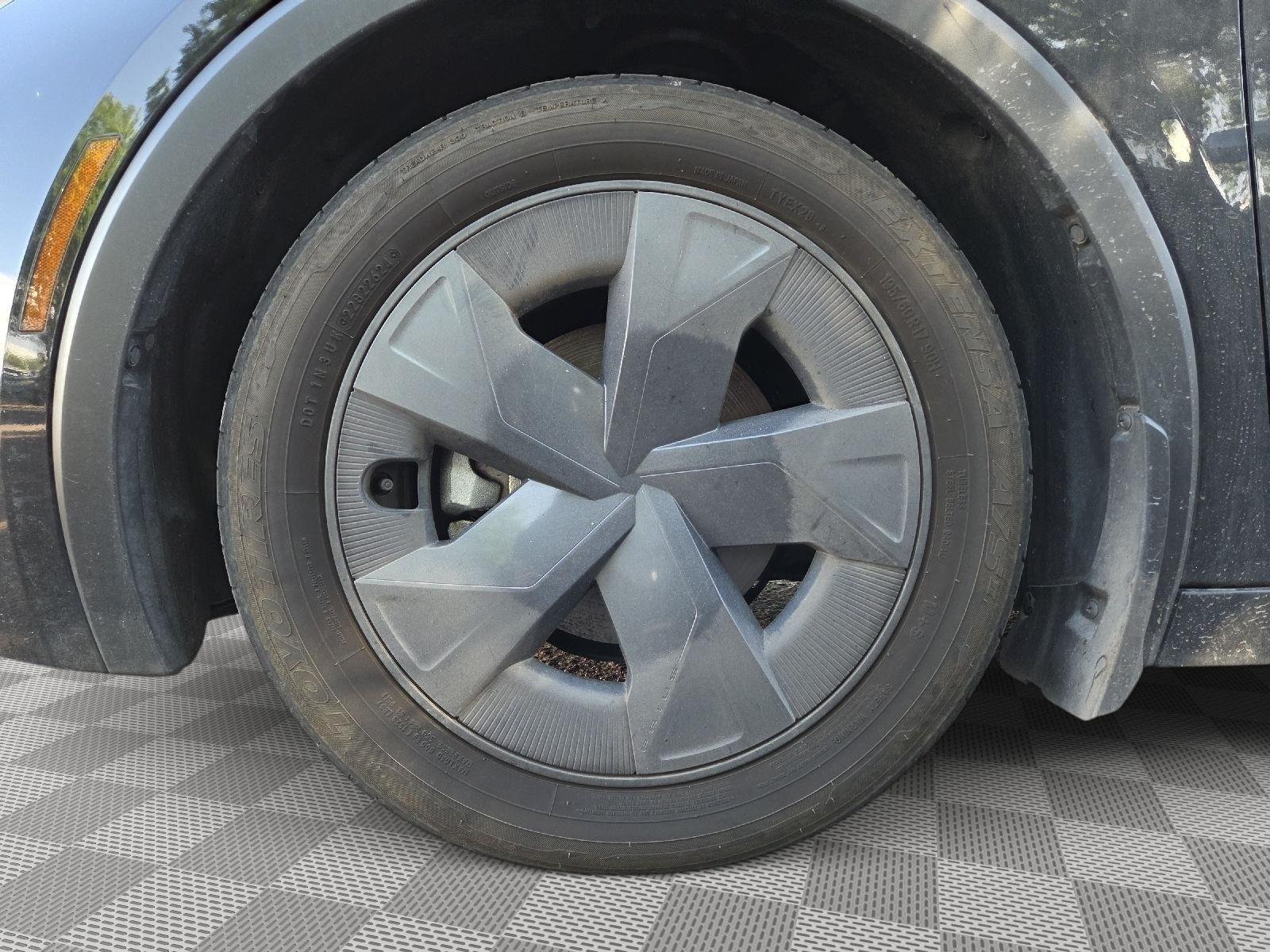 Used 2024 Midnight Black Metallic Toyota LE image 31