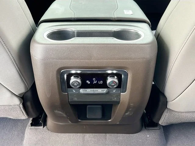 2026 GMC Yukon XL Elevation - Photo 18